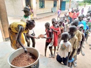 Djeca u školi u Južnom Sudanu.